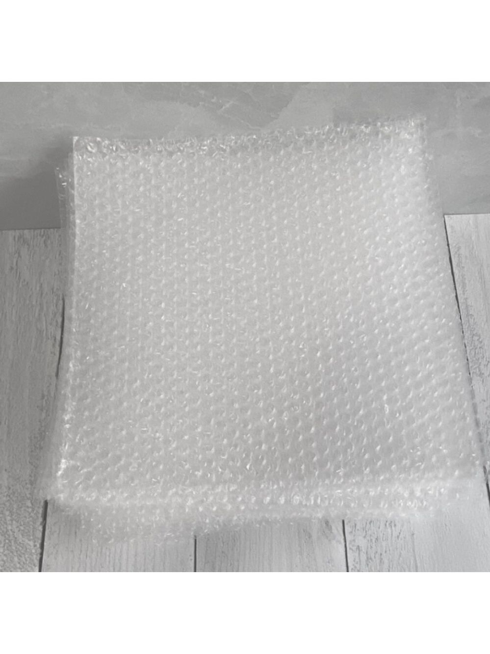 35 12X12 Sheets of Bubble Wrap Supply - Picture 2 of 3